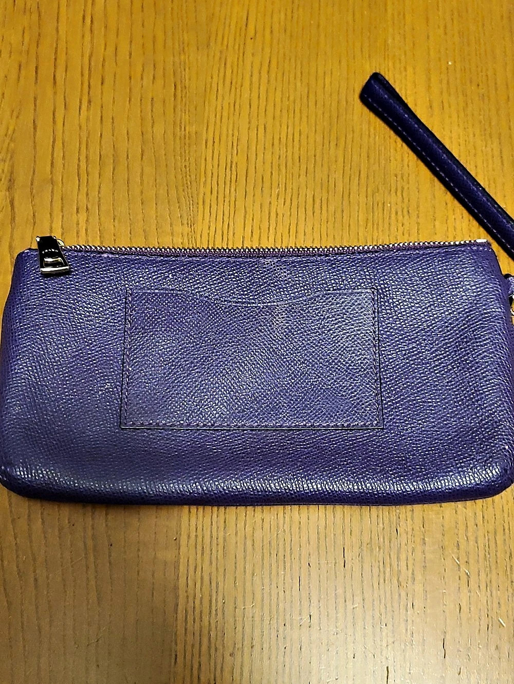 Coach Corner Zip Wristlet in Crossgrain Leather Purple GUC - Picture 2 of 5